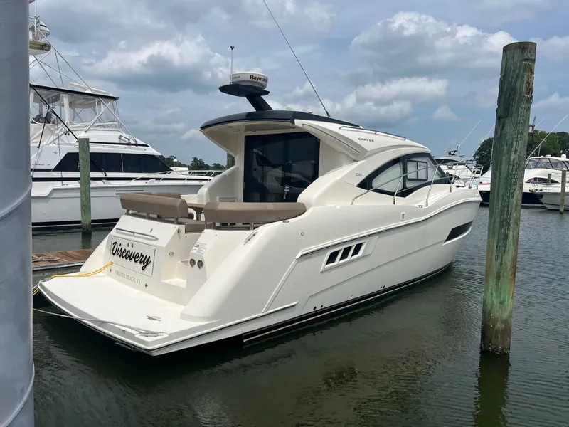 Slide: The Image of Carver Yachts C37 2019 - 7141511