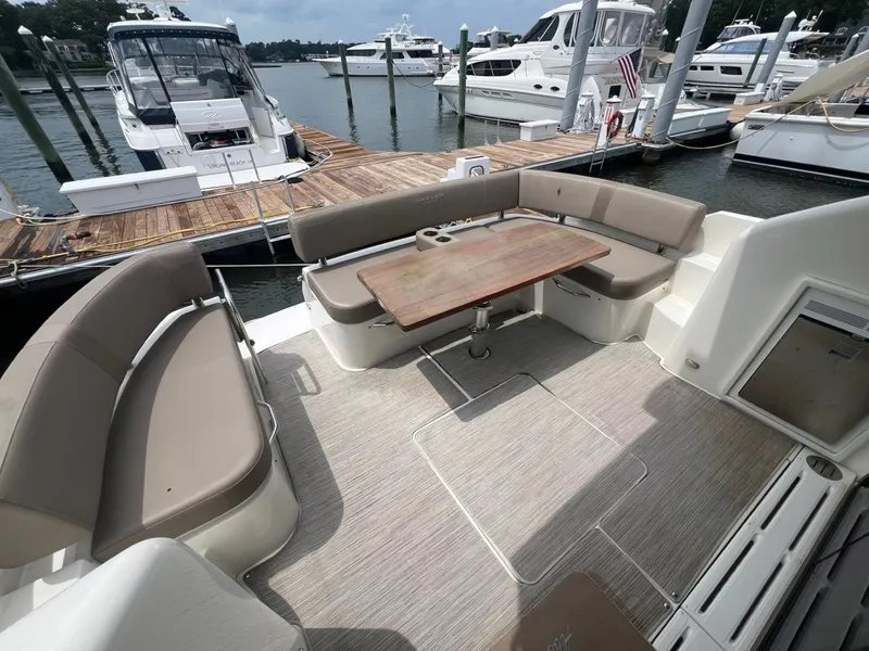 Slide: The Image of Carver Yachts C37 2019 - 7141523