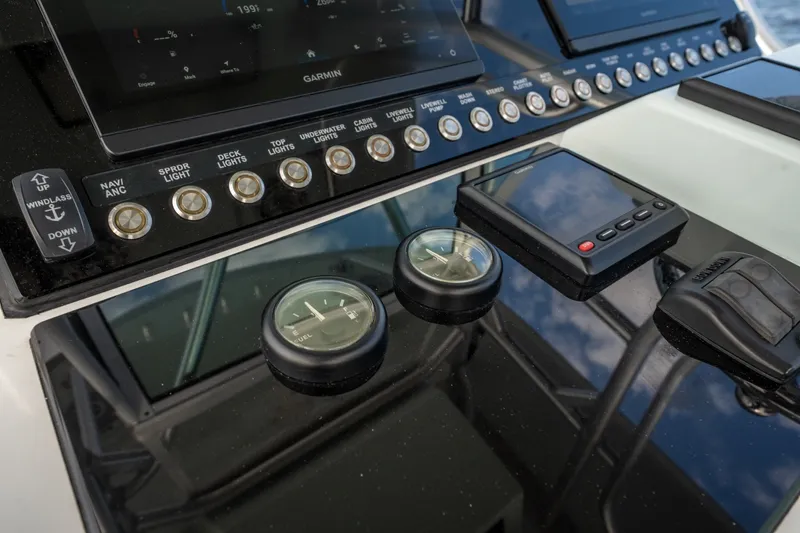 Slide: The Image of Bimini 24 Center Console 2009 - 7141582
