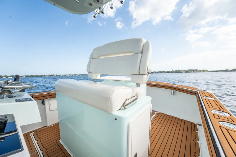Slide: The Image of Bimini 24 Center Console 2009 - 7141583