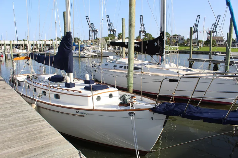 Slide: The Image of Cape George 36' Cutter 1981 - 7215804