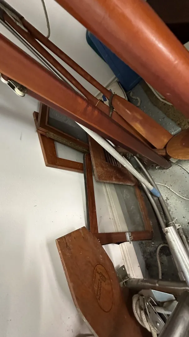 Slide: The Image of Cape George 36' Cutter 1981 - 7215852