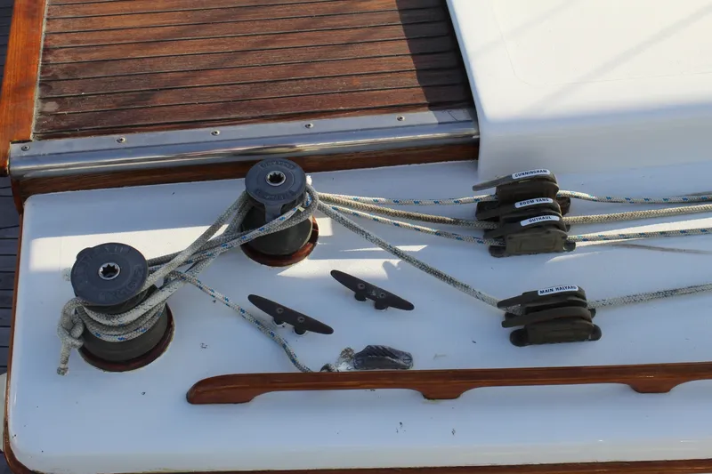Slide: The Image of Cape George 36' Cutter 1981 - 7215802