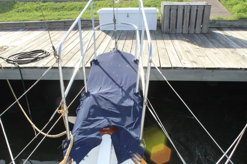 Slide: The Image of Cape George 36' Cutter 1981 - 7215799