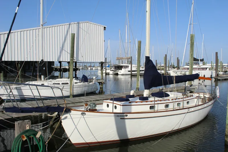 The Image of Cape George 36' Cutter 1981 - 7142227