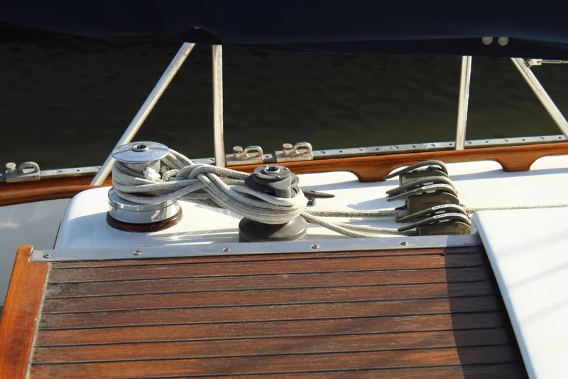 Slide: The Image of Cape George 36' Cutter 1981 - 7215803