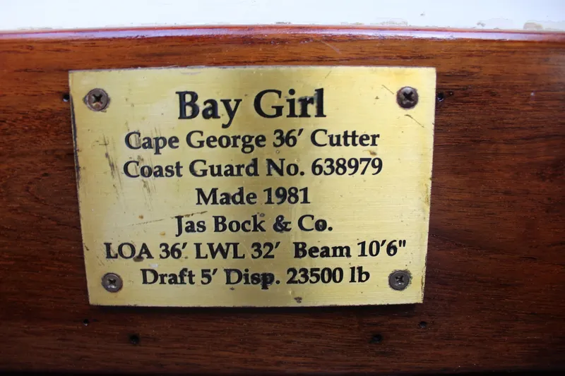 Slide: The Image of Cape George 36' Cutter 1981 - 7215794