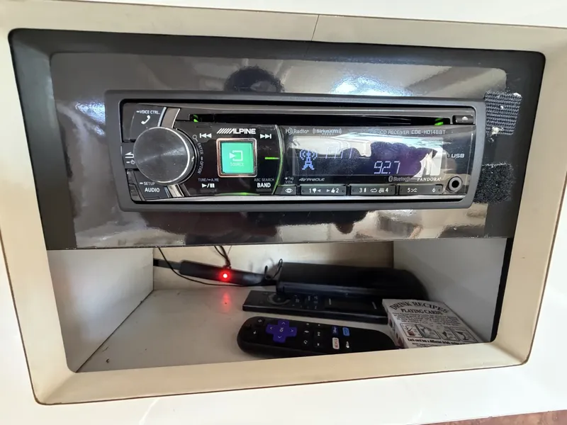 Slide: The Image of Sea Ray 330 Sundancer 1996 - 7163702