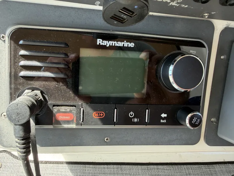 Slide: The Image of Sea Ray 330 Sundancer 1996 - 7163730