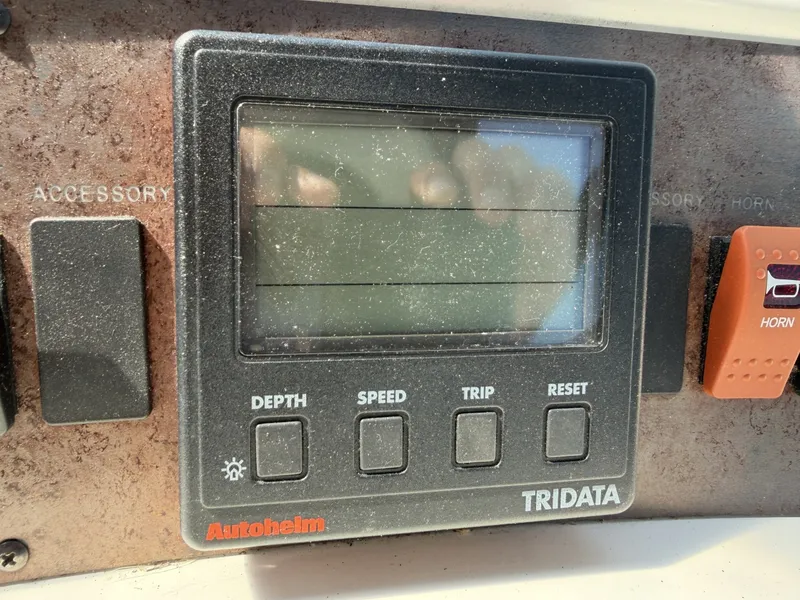 Slide: The Image of Sea Ray 330 Sundancer 1996 - 7163727