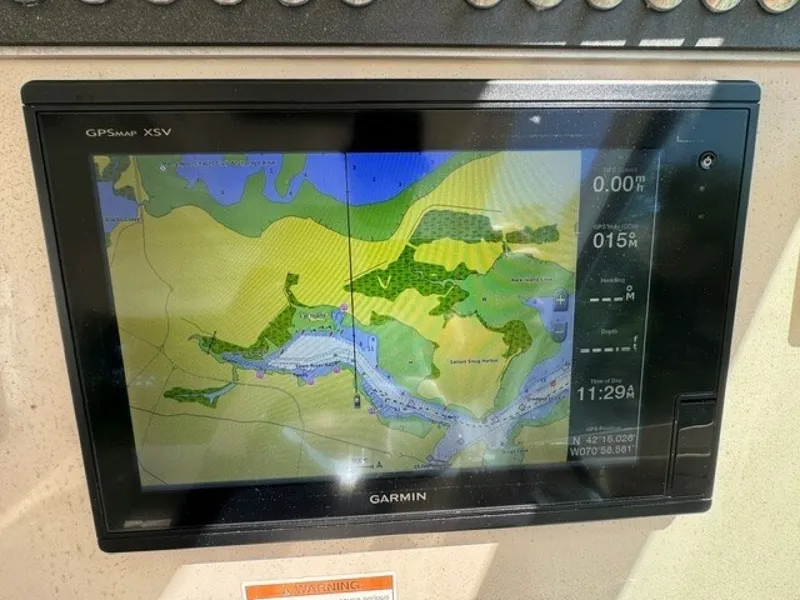 Slide: The Image of Boston Whaler 320 Vantage 2018 - 7142432
