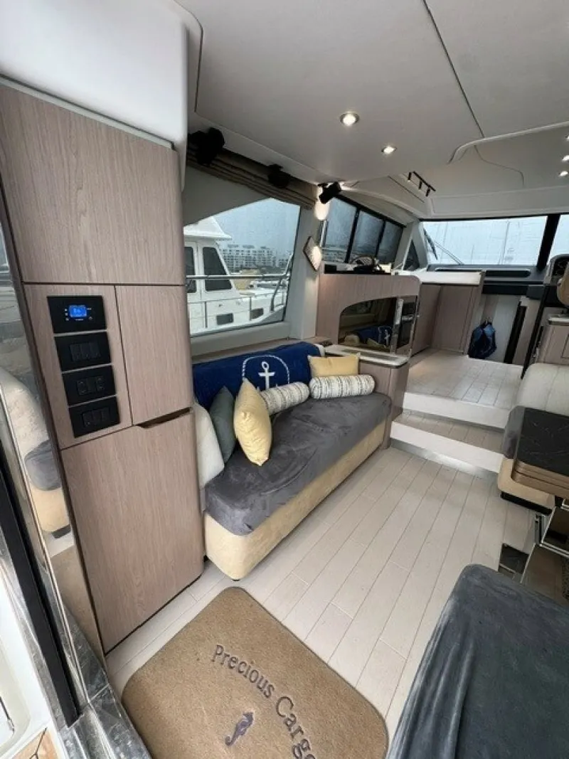 Slide: The Image of Azimut 50FLY 2023 - 7142520