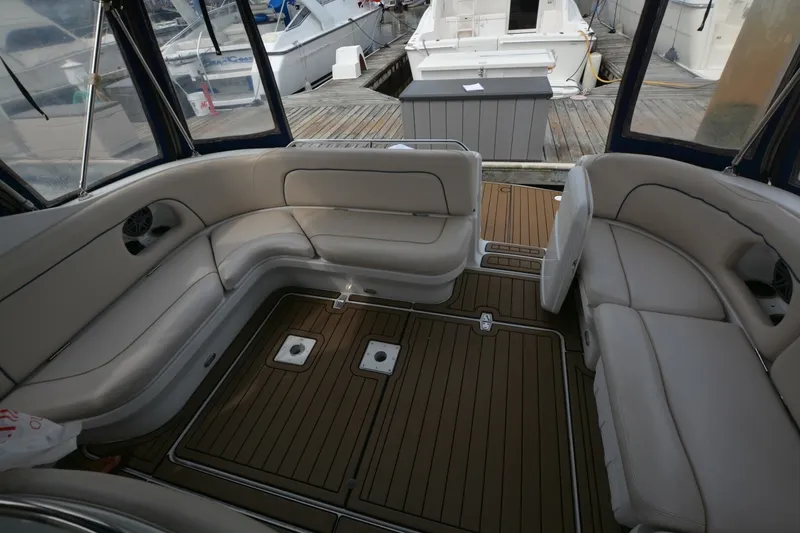 Slide: The Image of Chris-Craft 328 2001 - 7220379