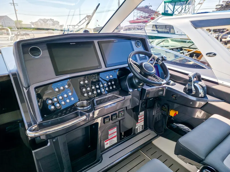Slide: The Image of Galeon 325 GTO 2022 - 7142637