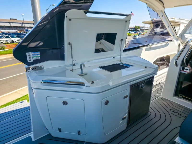 Slide: The Image of Galeon 325 GTO 2022 - 7142640