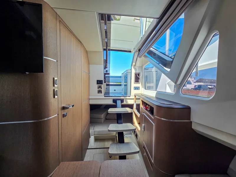 Slide: The Image of Galeon 325 GTO 2022 - 7142650