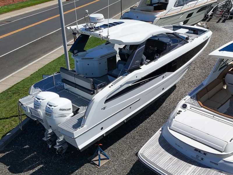 Slide: The Image of Galeon 325 GTO 2022 - 7142655