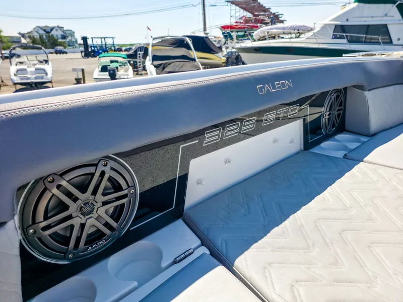 Slide: The Image of Galeon 325 GTO 2022 - 7142645