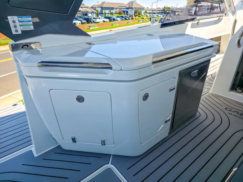Slide: The Image of Galeon 325 GTO 2022 - 7142633