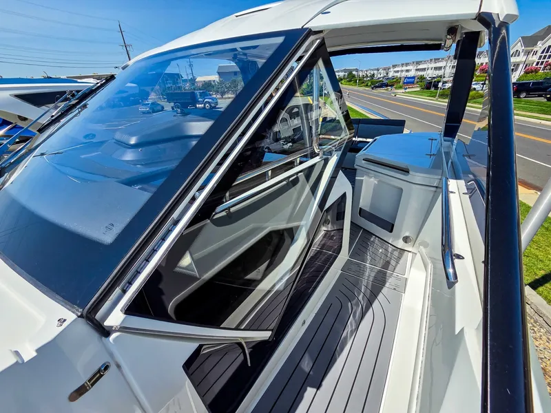 Slide: The Image of Galeon 325 GTO 2022 - 7142646