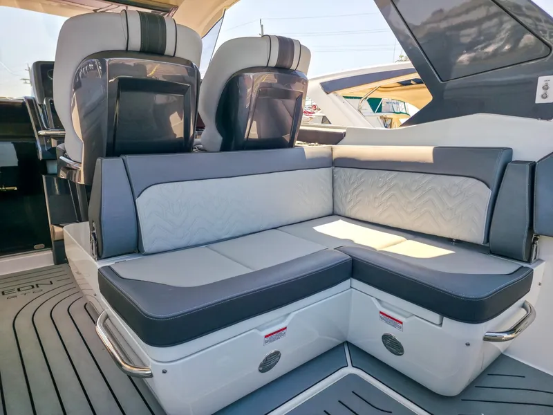 Slide: The Image of Galeon 325 GTO 2022 - 7142634