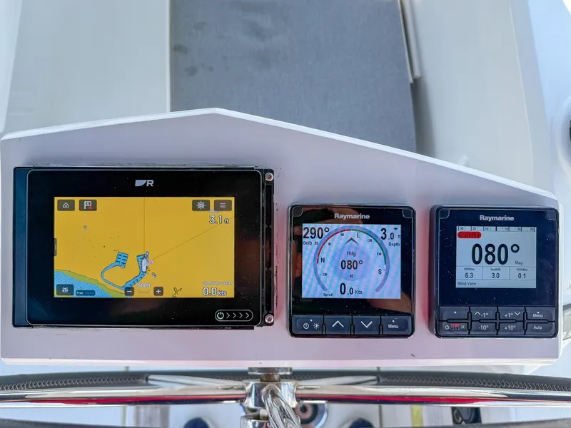 Slide: The Image of Beneteau 34.1 2024 - 7215628