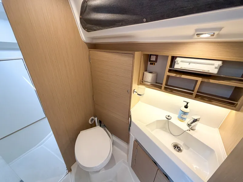 Slide: The Image of Beneteau 34.1 2024 - 7215669