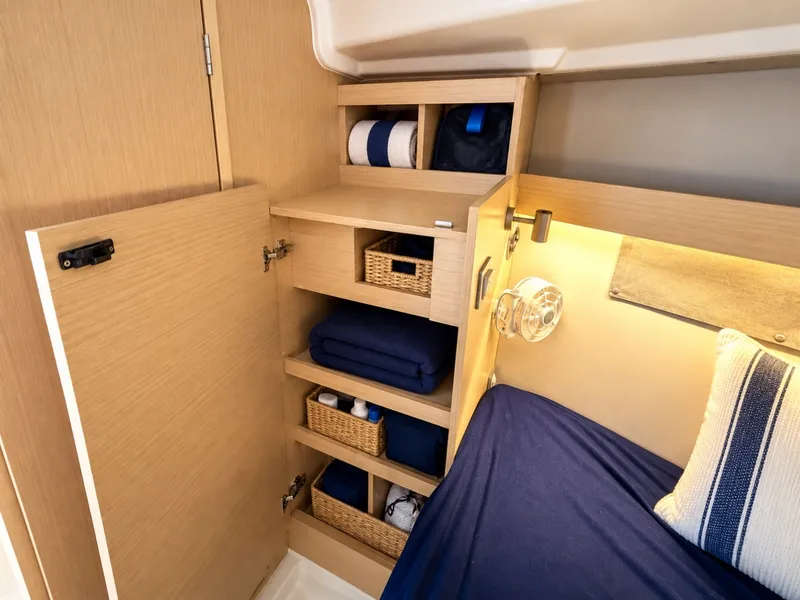 Slide: The Image of Beneteau 34.1 2024 - 8037978