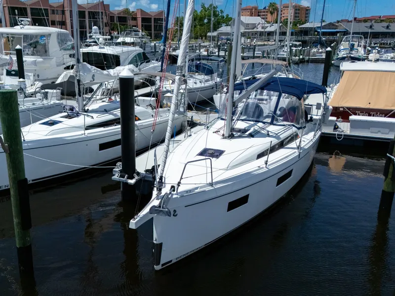 Slide: The Image of Beneteau 34.1 2024 - 7215698