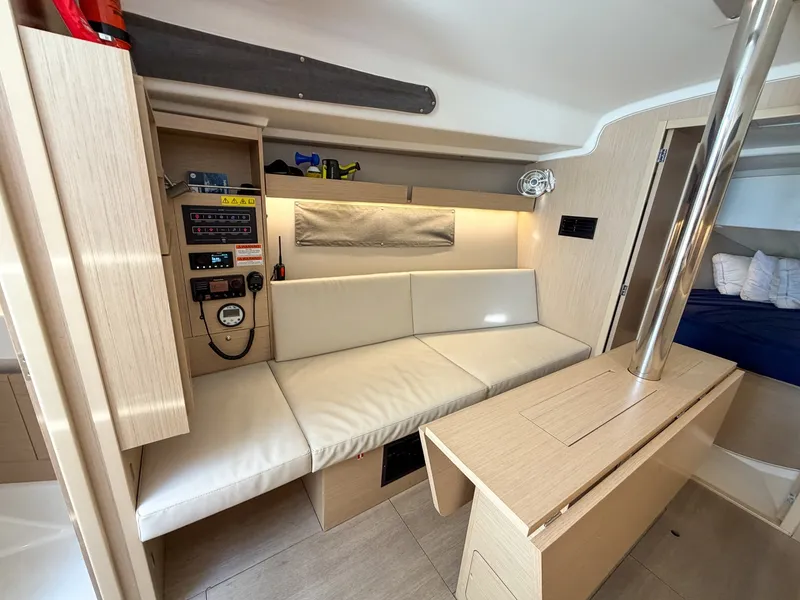 Slide: The Image of Beneteau 34.1 2024 - 7215660
