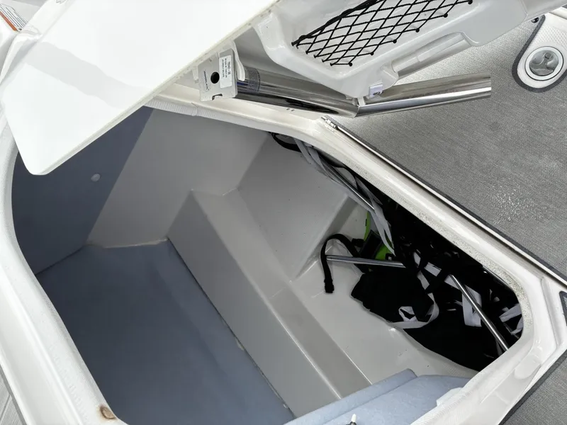 Slide: The Image of Yamaha 25 2023 - 7217846