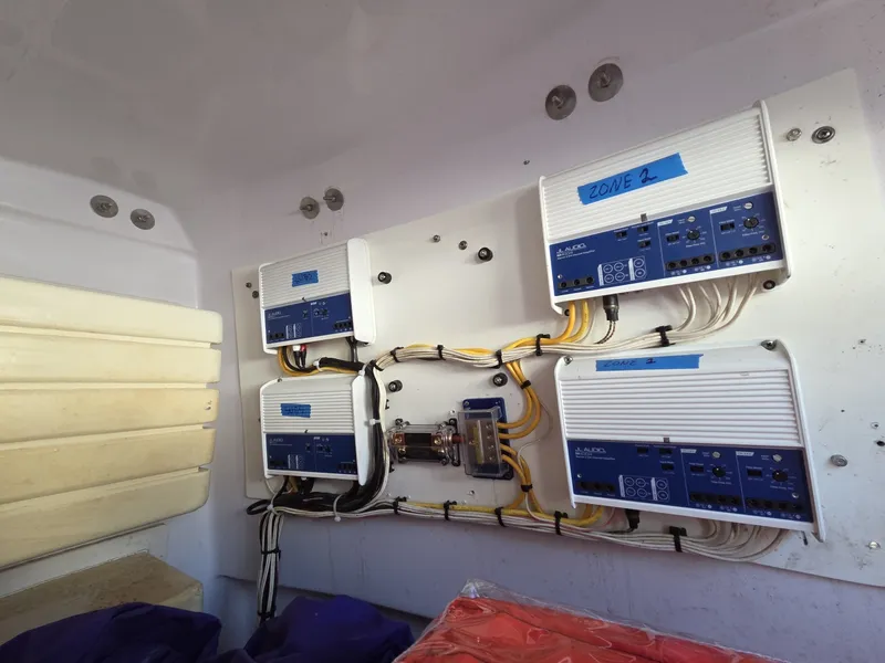 Slide: The Image of Donzi 35 ZF Cuddy 2004 - 7145037