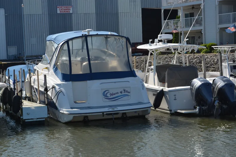 Slide: The Image of Bayliner 305 2004 - 7155366