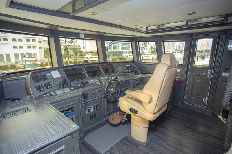 Slide: The Image of Fifth Ocean Yachts Displacement Explorer 2014 - 7146214