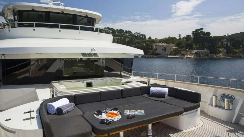 Slide: The Image of Fifth Ocean Yachts Displacement Explorer 2014 - 7146290