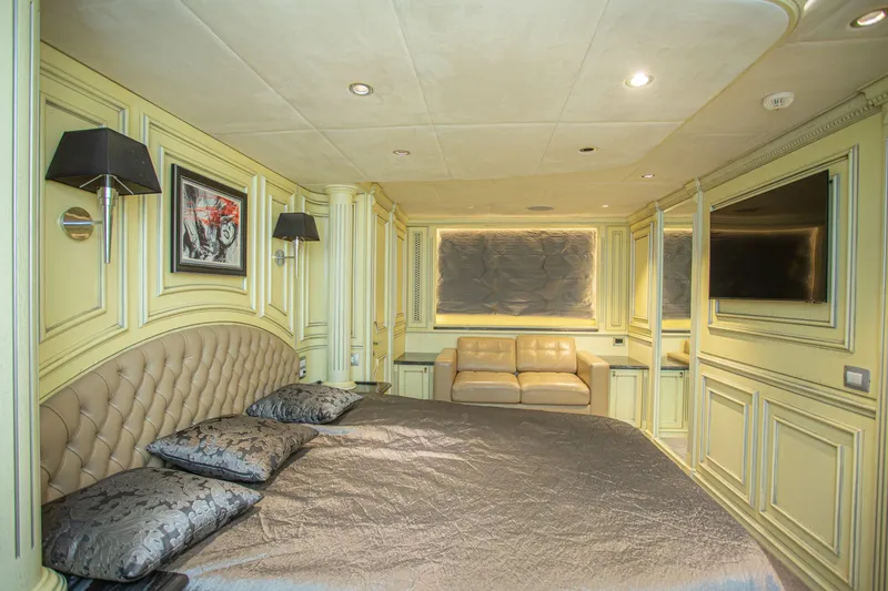 Slide: The Image of Fifth Ocean Yachts Displacement Explorer 2014 - 7146234