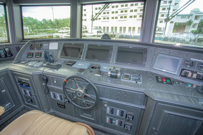 Slide: The Image of Fifth Ocean Yachts Displacement Explorer 2014 - 7146256