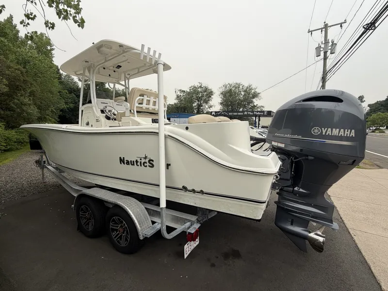 Slide: The Image of NauticStar 2602 Legacy 2018 - 7145652