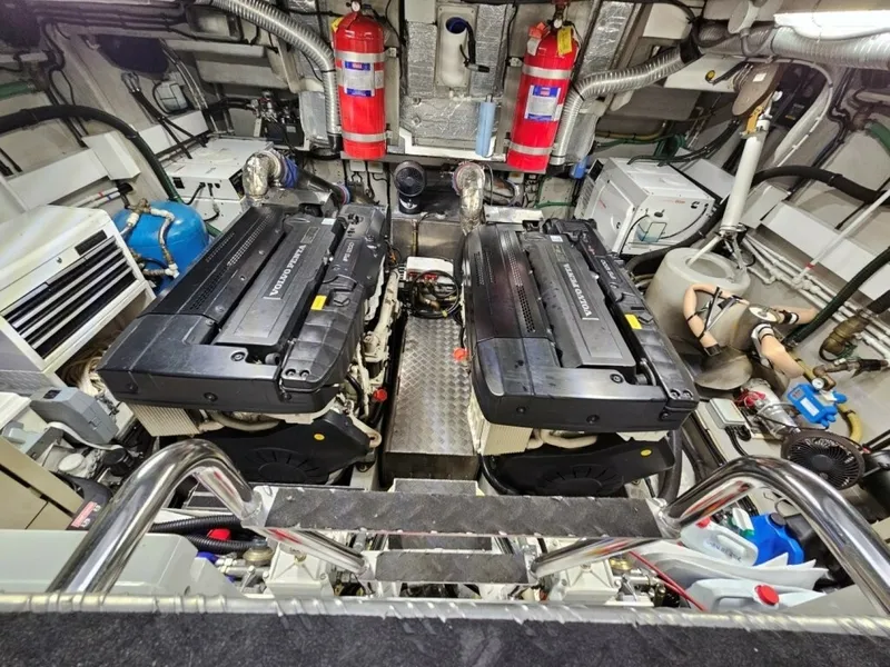 Slide: The Image of Sunseeker 60 Predator 2014 - 7146346