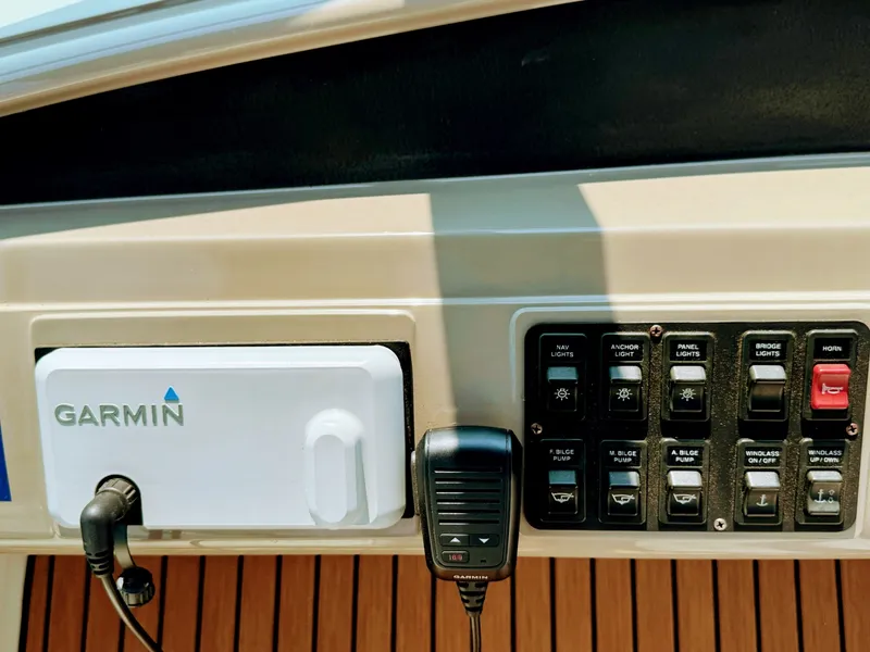 Slide: The Image of Carver Yachts 450 Voyager Pilothouse 1999 - 7146556