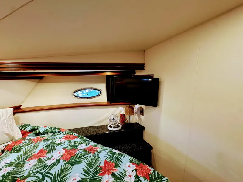 Slide: The Image of Carver Yachts 450 Voyager Pilothouse 1999 - 7146495