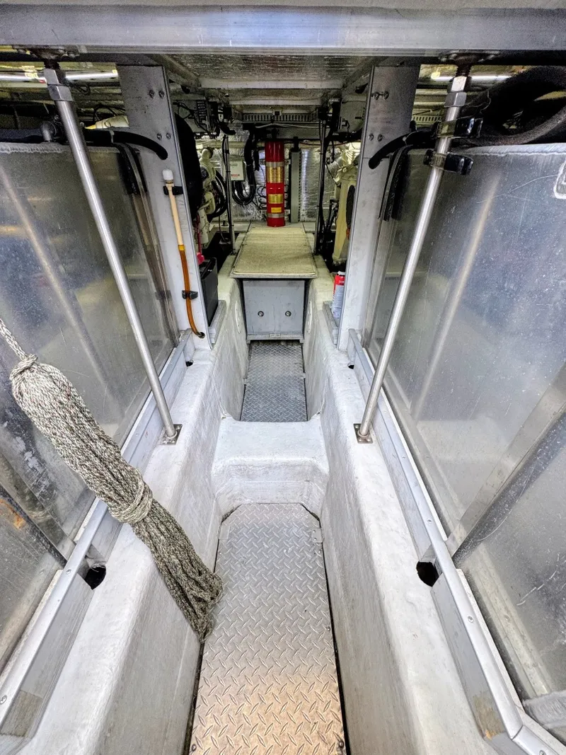 Slide: The Image of Carver Yachts 450 Voyager Pilothouse 1999 - 7146437