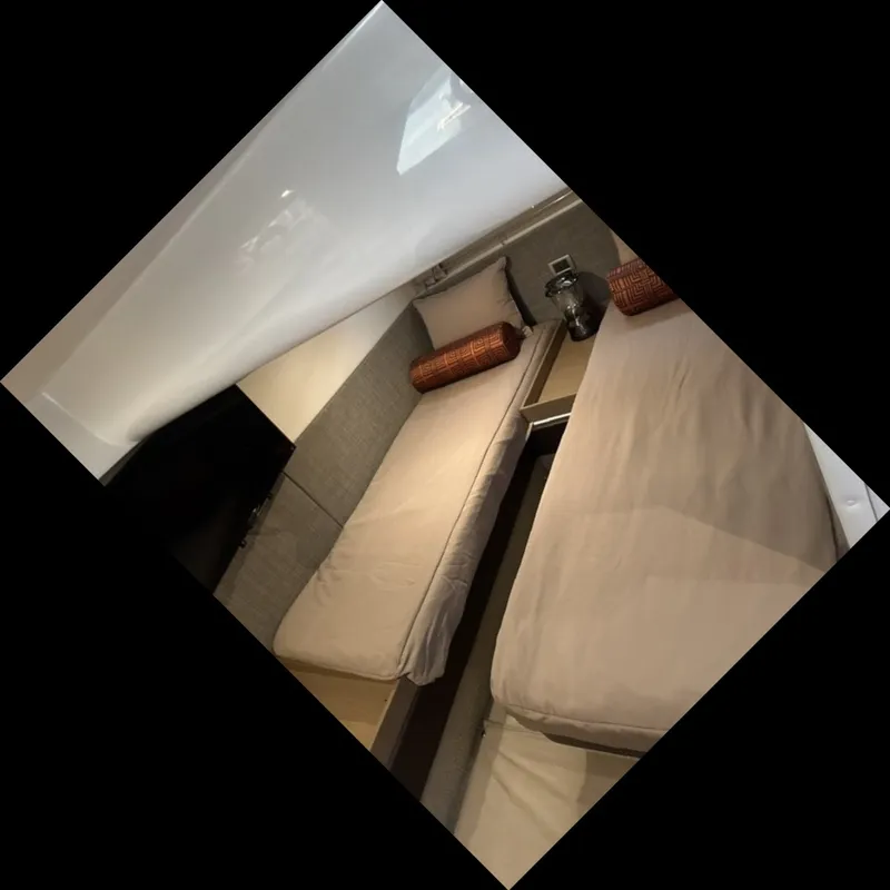 Slide: The Image of Sea Ray 400 coupe 2016 - 7146516