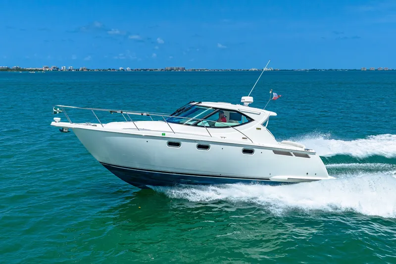 Slide: The Image of Tiara 3500 Sivran LE 2011 - 7147072