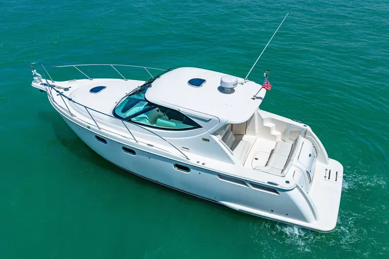 Slide: The Image of Tiara 3500 Sivran LE 2011 - 7147061