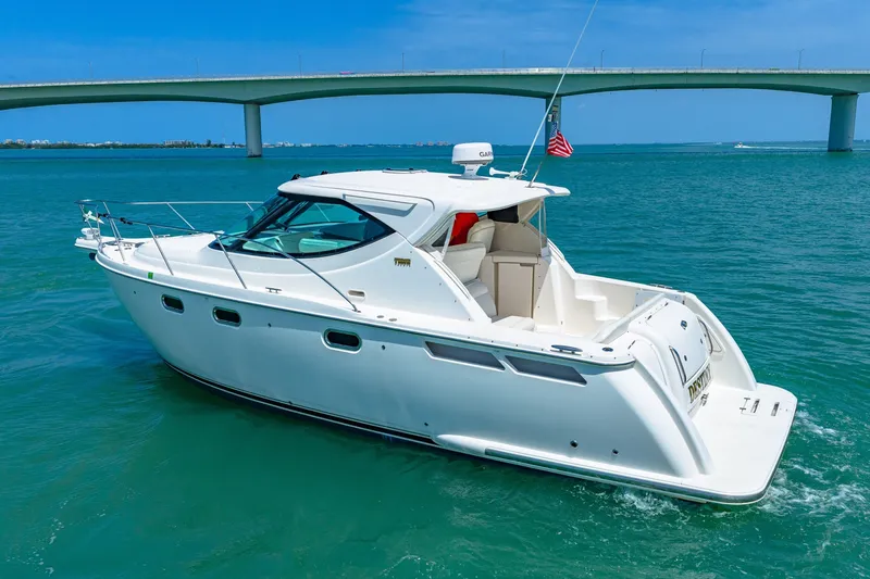 Slide: The Image of Tiara 3500 Sivran LE 2011 - 7147059
