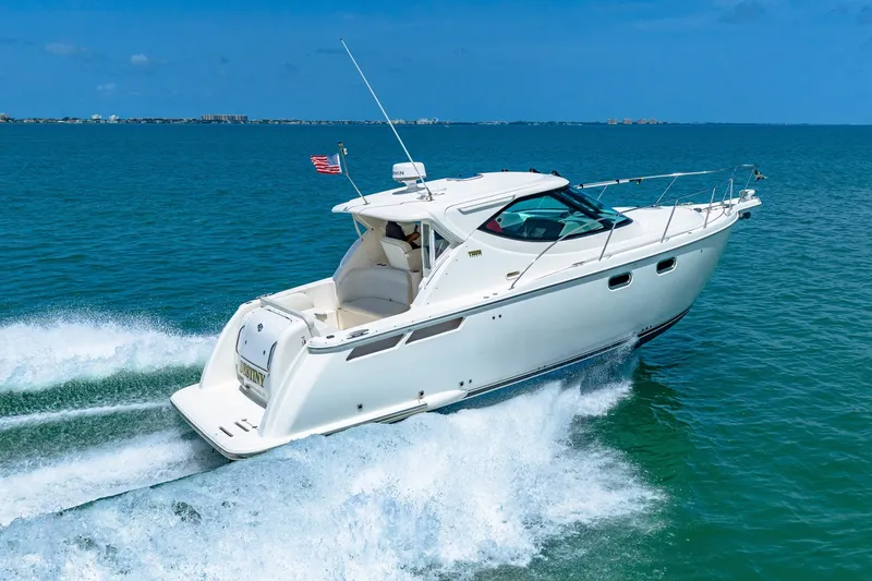 Slide: The Image of Tiara 3500 Sivran LE 2011 - 7147065