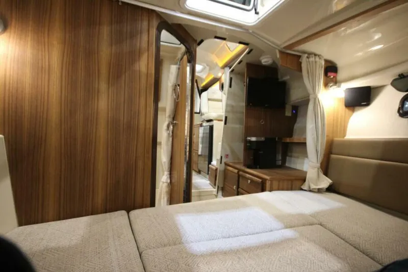 Slide: The Image of Ranger Tug R-27 Luxury Edition 2027 - 7147186