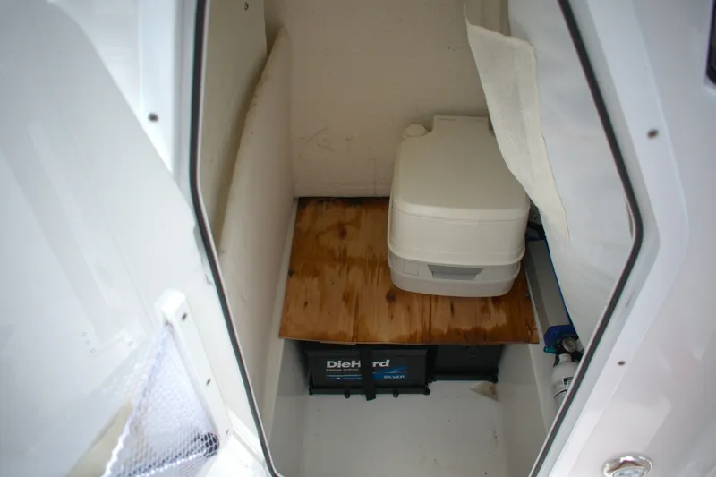 Slide: The Image of Sea Hunt Ultra 234 2023 - 7387621