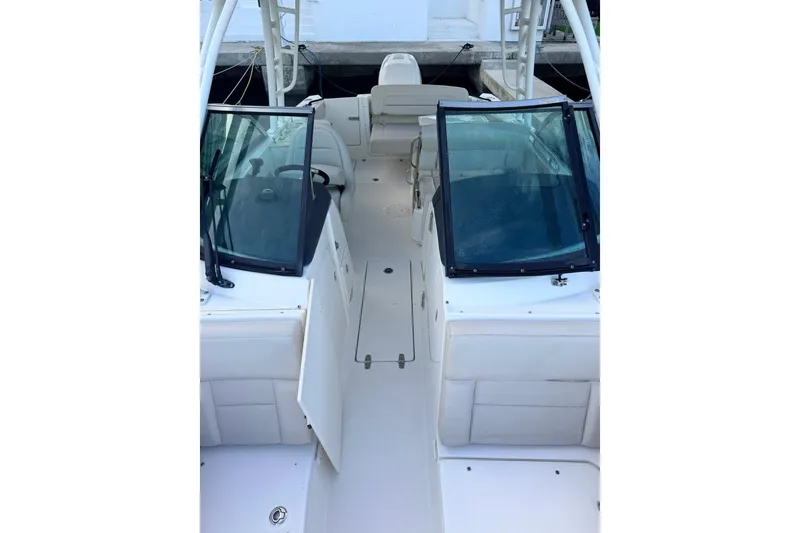 Slide: The Image of Boston Whaler 230 Vantage 2020 - 7153527